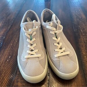 Rothy's Women's Sneakers - Grey with green stripe